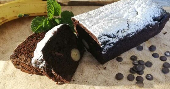 Veganer Schokokuchen mit Haselnüssen