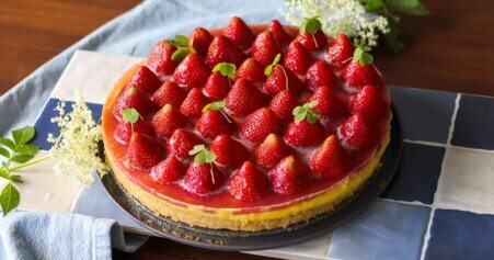 Fruchtiger Erdbeerkuchen mit Vanillecreme