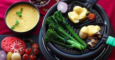 Veganes Raclette mit bunter Silvestertafel