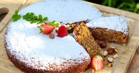 Veganer Nusskuchen - ein Traum von Mandeln und Haselnüssen