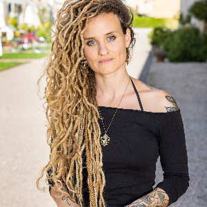 Zum Profil von Géraldine Schmid