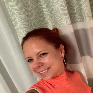 Zum Profil von Sarah Jasiok